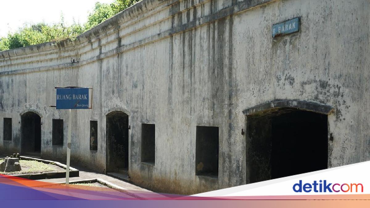 Pantai Teluk Penyu: Rahasia Instagramable yang Tak Terduga di Cilacap